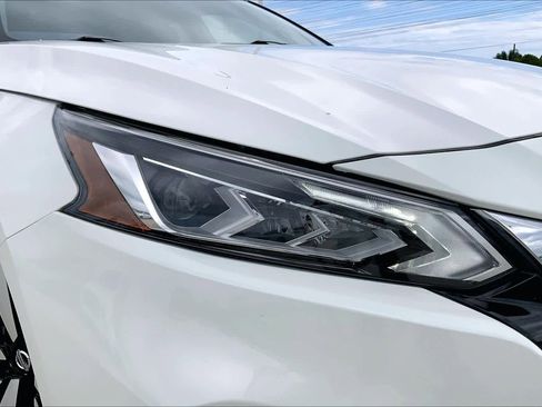 Used 2019 Nissan Altima 2.5 SL FWD image 27