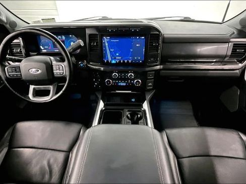 Used 2024 Ford F250 Lariat w/ FX4 Off-Road Package AWD/4WD image 17