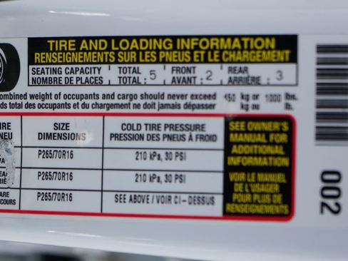 Used 2018 Toyota Tacoma TRD Off-Road w/ Technology Package image 48