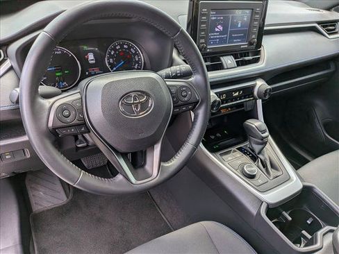 Used 2022 Toyota RAV4 SE AWD/4WD image 10