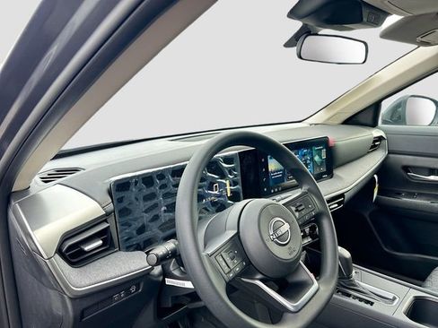 New 2026 Nissan Kicks SV w/ SV Premium Package FWD image 6
