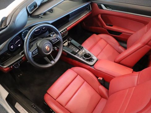 Used 2020 Porsche 911 Carrera S image 24