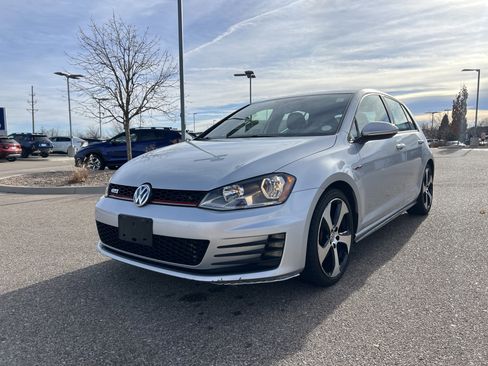 Used 2017 Volkswagen GTI Autobahn image 14