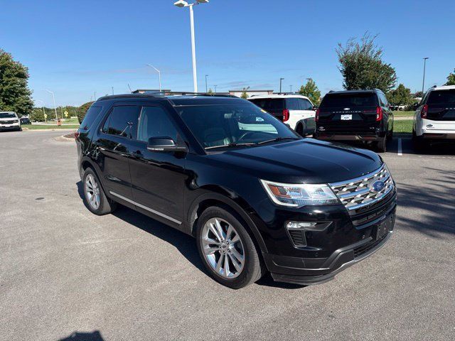 Used 2018 Ford Explorer XLT w/ Equipment Group 202A FWD image 1