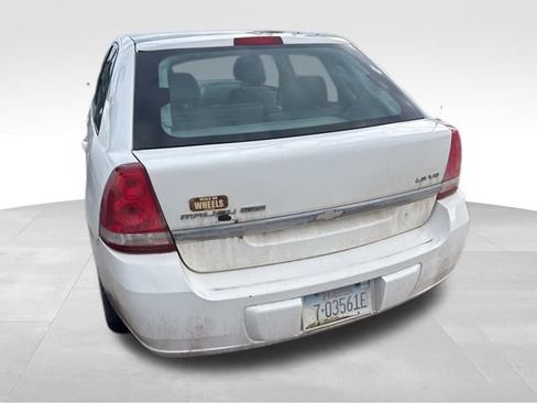 Used 2004 Chevrolet Malibu LS image 16