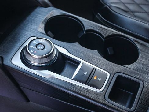 Certified 2023 Ford Escape Platinum w/ Premium Technology Package FWD image 24