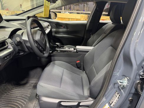 Certified 2026 Toyota Prius LE image 14