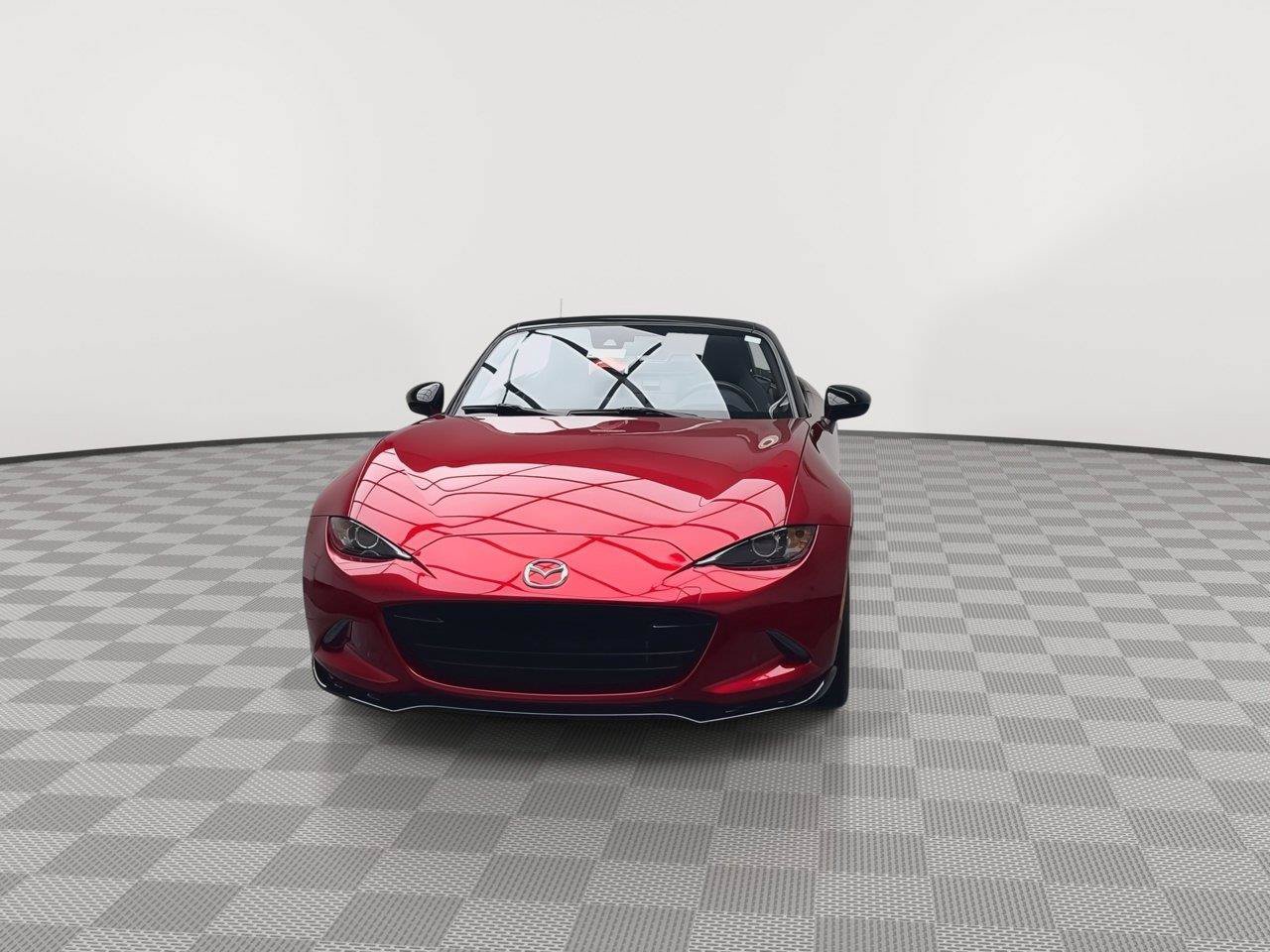 Used 2021 MAZDA MX-5 Miata Club RWD image 28