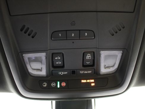 Used 2019 Cadillac XT5 Luxury FWD image 22
