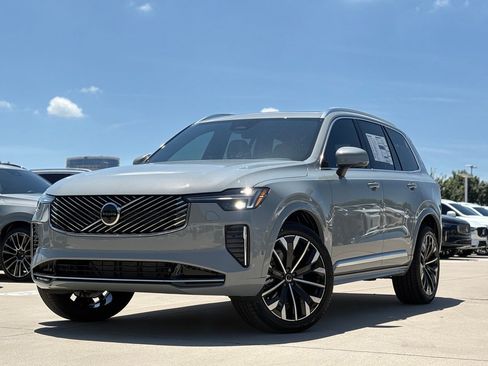 Used 2026 Volvo XC90 B6 Plus w/ Protection Package Premier AWD/4WD image 2