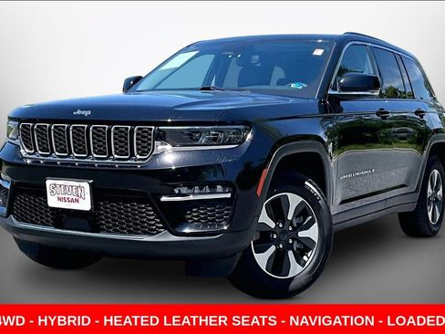 Used 2023 Jeep Grand Cherokee 4WD 4xe image 3