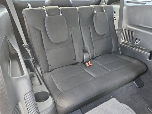 Used 2023 Ford Explorer XLT image 14