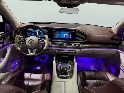 Used 2021 Mercedes-Benz Maybach GLS 600 4MATIC image 52