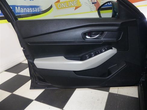 Used 2023 Honda Accord EX image 21