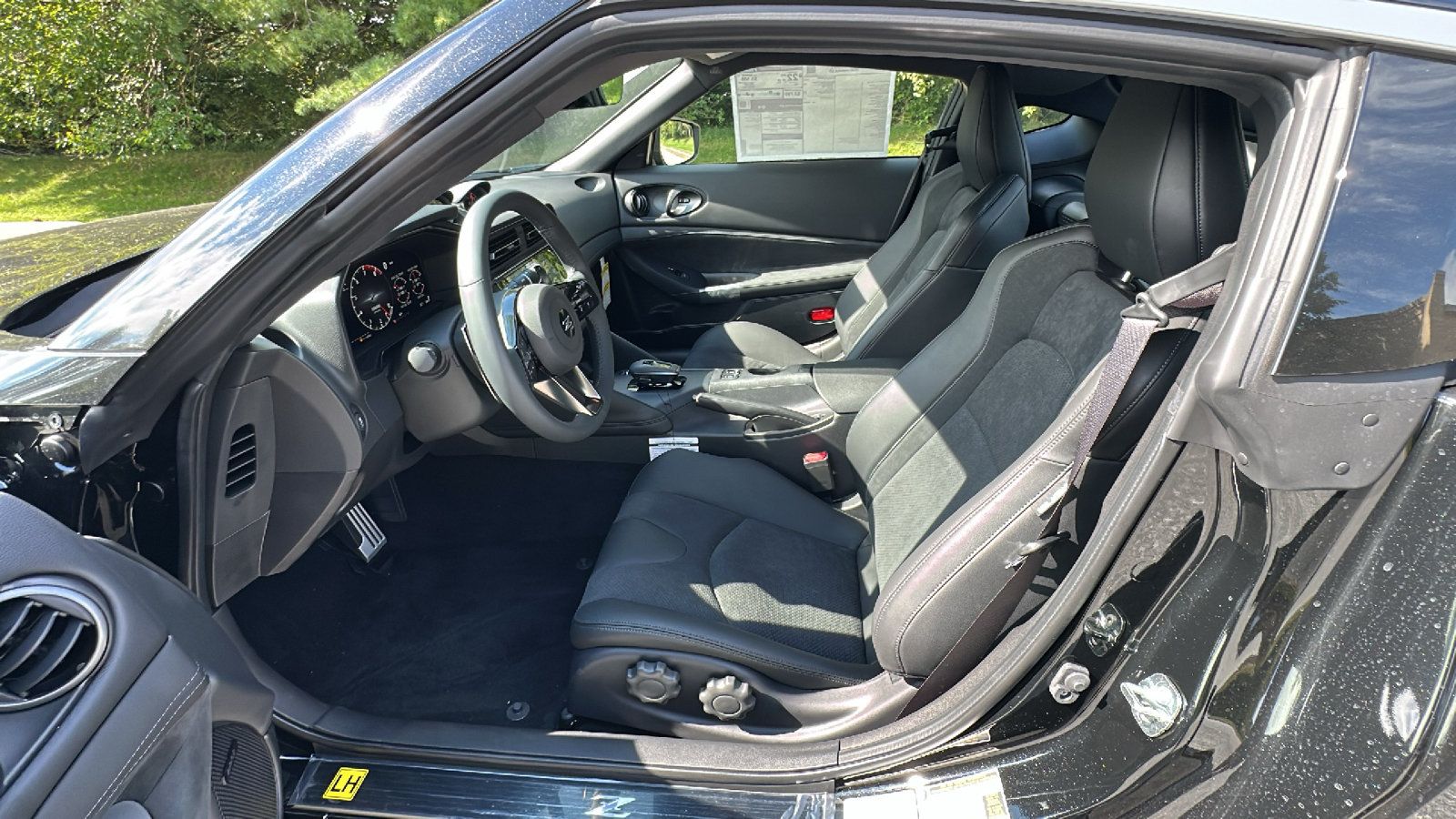 New 2027 Nissan Z Performance RWD image 10