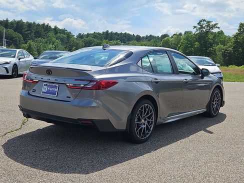 New 2026 Toyota Camry Hybrid AWD/4WD image 3