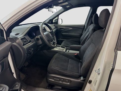 Used 2022 Honda Pilot Sport image 13