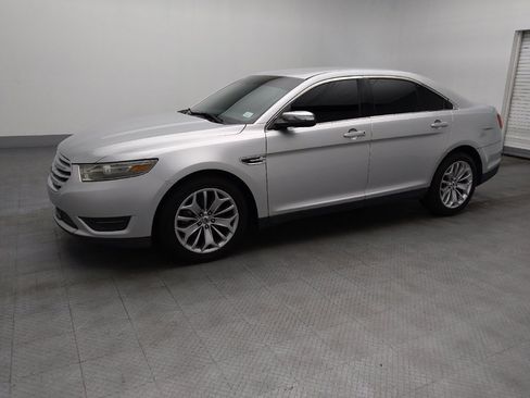 Used 2014 Ford Taurus Limited image 2