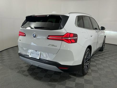 Certified 2025 BMW X3 xDrive30i w/ M Sport Package AWD/4WD image 5