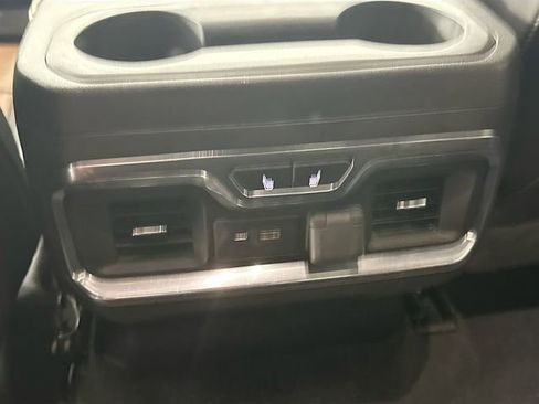 Used 2021 Chevrolet Silverado 1500 High Country image 26