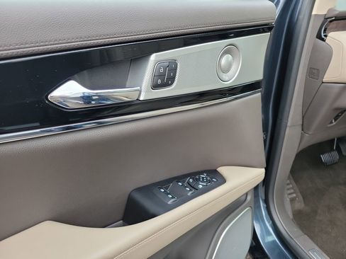 Certified 2023 Lincoln Nautilus Reserve w/ Equipment Group 202A image 19