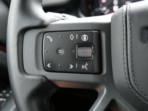 Used 2024 Land Rover Defender 130 X AWD/4WD image 27