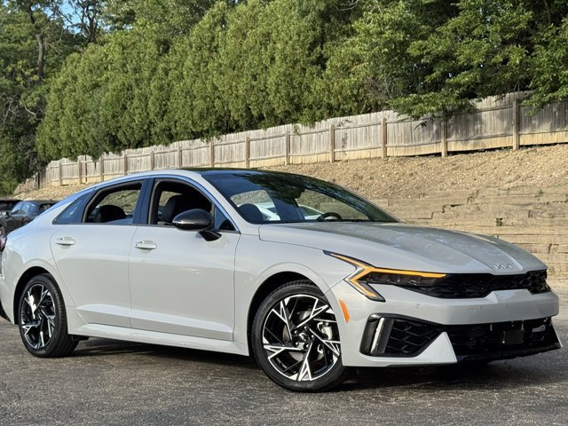 Used 2025 Kia K5 GT-Line w/ GT-Line Premium Package FWD image 3