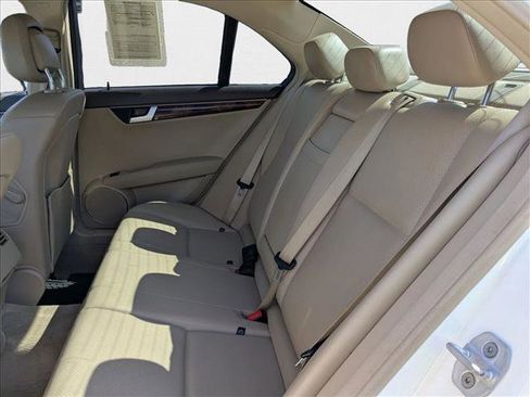 Used 2014 Mercedes-Benz C 250 Sedan image 20