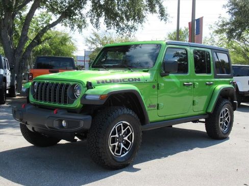 New 2025 Jeep Wrangler Unlimited Rubicon w/ Technology Group image 3