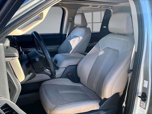 Used 2024 Ford Expedition Max Limited image 20