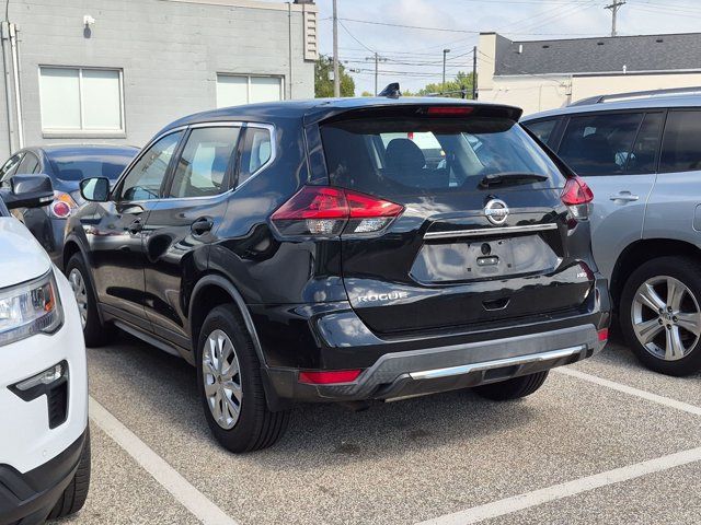 Used 2018 Nissan Rogue S AWD/4WD image 7