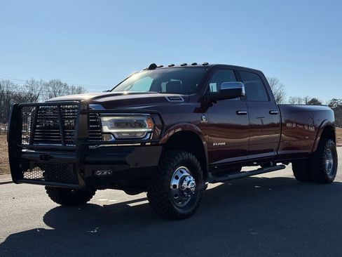 Used 2021 RAM 3500 Laramie w/ Safety Group B image 8