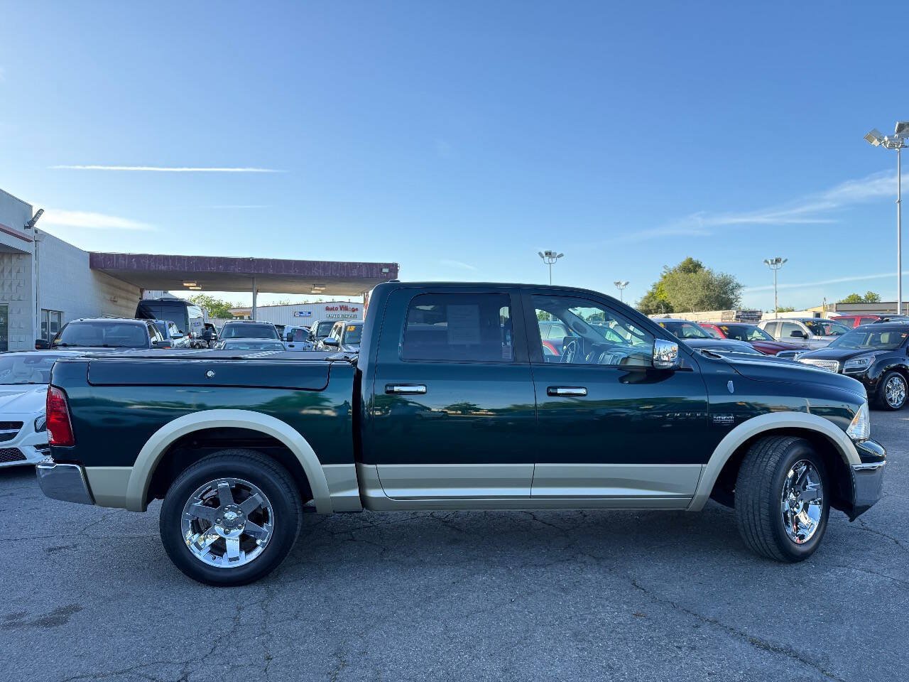 Used 2011 RAM 1500 Laramie RWD image 9