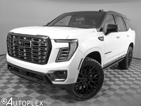 Used 2026 GMC Yukon Denali Ultimate AWD/4WD image 1