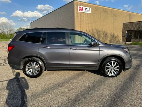 Used 2019 Honda Pilot EX image 11