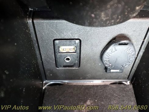 Used 2014 Toyota Prius Four w/ Solar Roof Package image 26