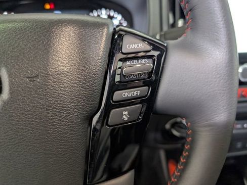 Used 2025 Nissan Frontier PRO-4X w/ Pro Premium Package AWD/4WD image 20