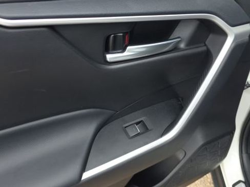 Used 2024 Toyota RAV4 XLE w/ Convenience Package image 17