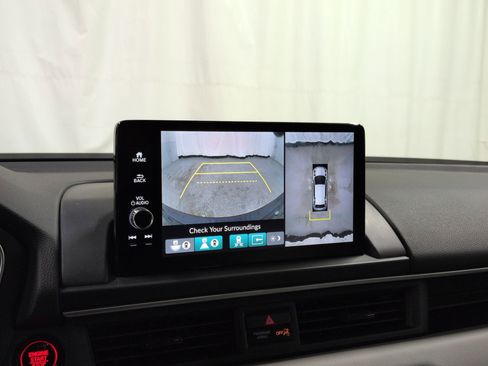 Certified 2025 Honda Pilot Elite image 32