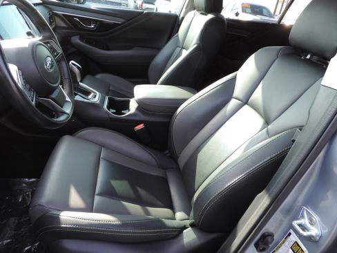 Used 2023 Subaru Outback Onyx Edition XT image 13