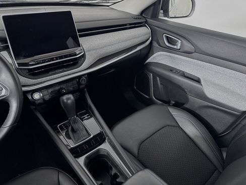 Used 2022 Jeep Compass Latitude w/ Convenience Group image 22