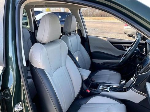 Used 2023 Subaru Forester Limited AWD/4WD image 29