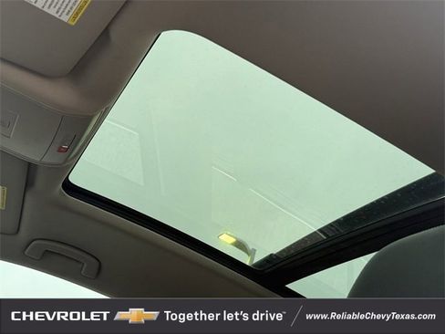 Used 2022 Volkswagen Atlas SE image 32