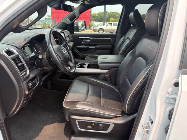 Used 2022 RAM 1500 Laramie w/ Sport Appearance Package AWD/4WD image 12