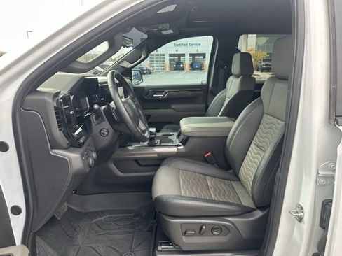 Certified 2025 Chevrolet Silverado 1500 ZR2 w/ Technology Package image 2