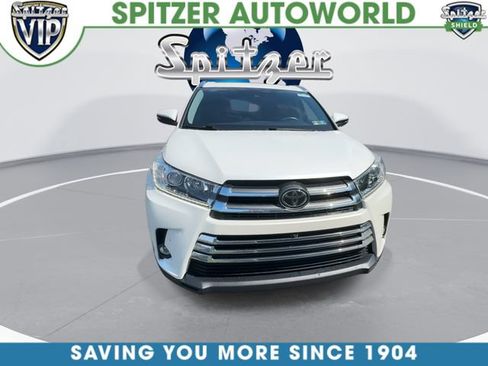 Used 2019 Toyota Highlander Limited Platinum AWD/4WD image 3