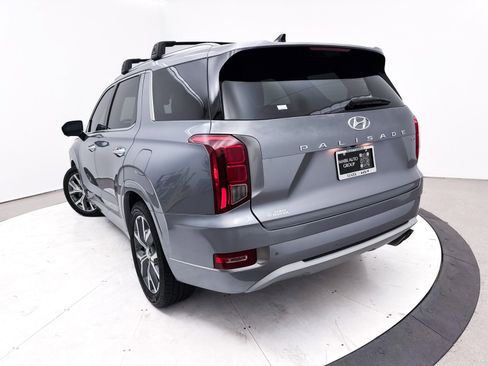 Used 2021 Hyundai Palisade Limited image 9