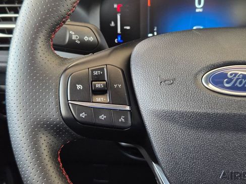 Used 2025 Ford Escape ST-Line Select AWD/4WD image 21