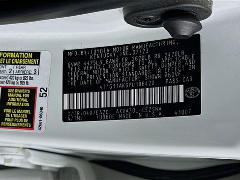 Used 2023 Toyota Camry SE image 12