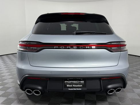 Certified 2026 Porsche Macan AWD/4WD image 10